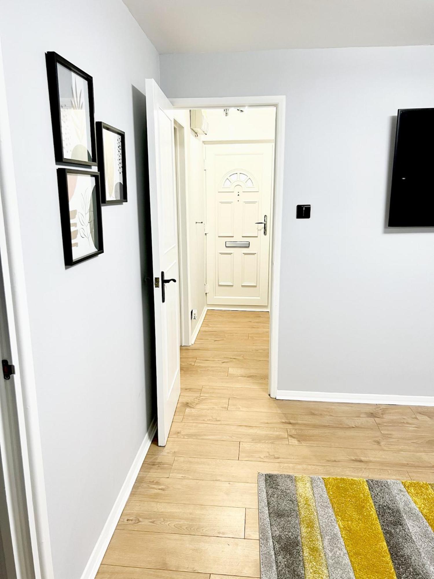 Beautiful Apartment In Beckton With Private Entrance And Garden ลอนดอน ภายนอก รูปภาพ